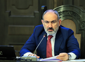 Բացի ճանապարհների որակի հետ կապված խնդրից, մենք ունենք նաև սահմանված քաշից ավելի քաշով մեքենաների երթևեկության խնդիր․ Փաշինյան