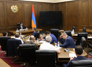 33 պատգամավորների լիազորությունները դադարեցնելու վերաբերյալ հարցի քննարկումը 1 շաբաթով հետաձգվել է՝ ընդդիմադիր պատգամավորների բացակայության պատճառով