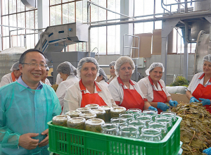 Չինաստանի դեսպանը բանակցել է արարատցի ձեռներեցների հետ