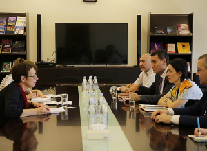 ԿԳՄՍ նախարարությունում հյուրընկալել են դեսպան Անն Լյուոին