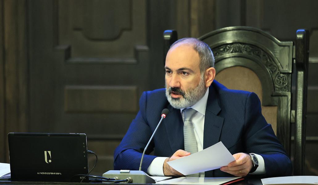 նիկոլ փաշինյան -կառ