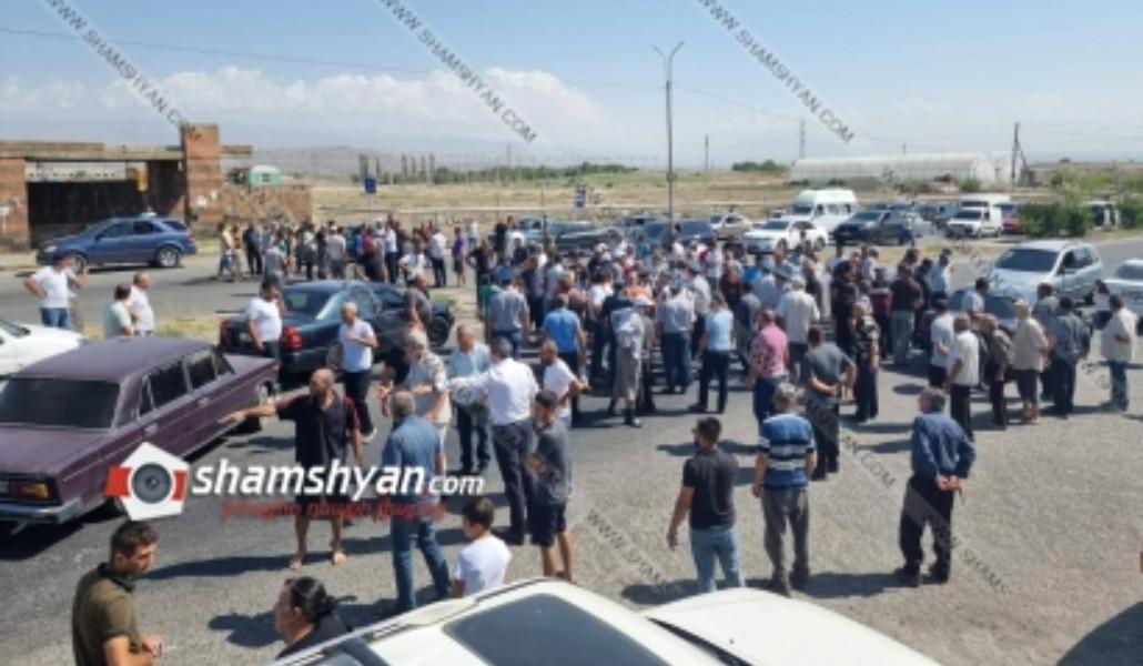 65b05bcda1cbf00c9dac66eb85a9a94f