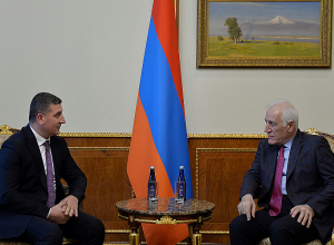 Գնել Սանոսյանը նախագահ Խաչատուրյանին տեղեկացրել է  Իրան-Հայաստան բարձր լարման էլեկտրական գծի կառուցման աշխատանքների ավարտի վերաբերյալ