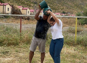 Աղավնոյում ջրեցին  հայաստանցի պատգամավորին․ Վարդավառն այստեղ ուրախ էր