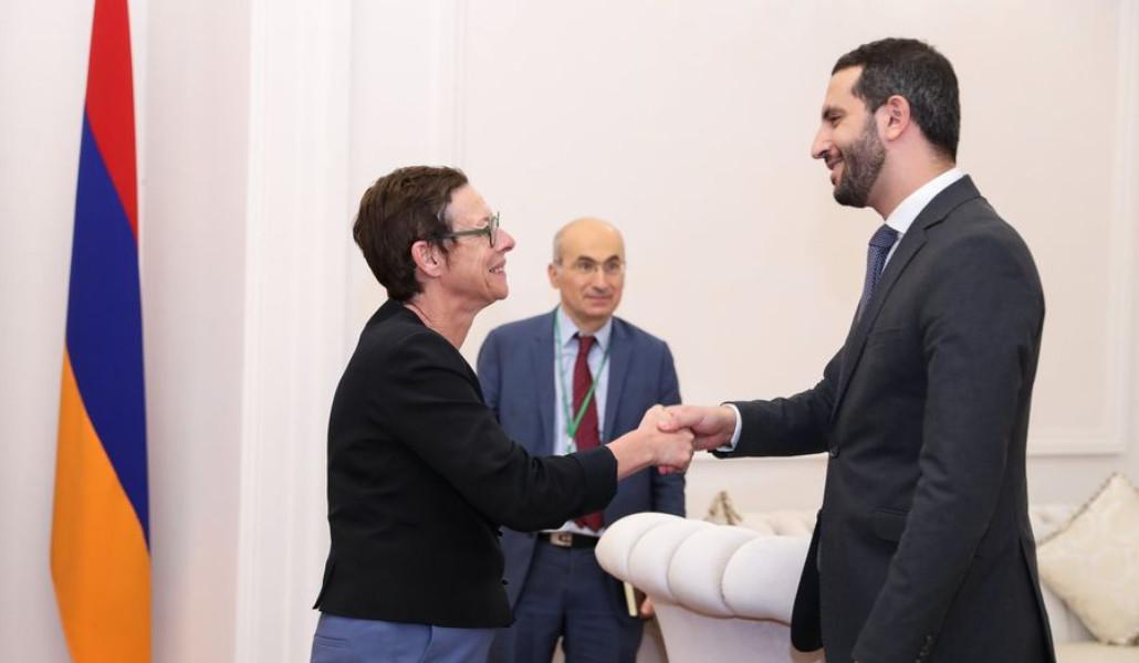 296018706_364649999176755_2670610601890393533_n