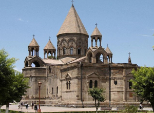 Իրաքի Հայոց թեմում կատարվել են եկեղեցականների նոր նշանակումներ