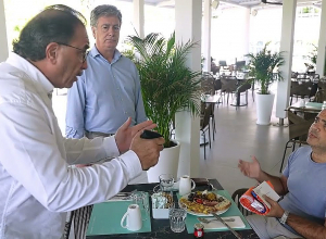 Ի՞նչ շոու եք անում, նստեք՝ խոսենք. Զարեհ Սինանյանին Կիպրոսում մոտեցել էին ՀՅԴ ներկայացուցիչները