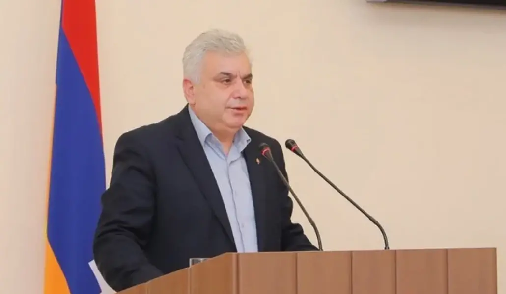 Artur-Mosiyan