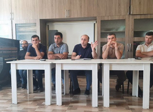 Հայկ Խանումյանը Աղավնոյի, Ներքին Սուսի և Բերձորի բնակչության հետ քննարկել է առաջիկա տարհանման հարցերը