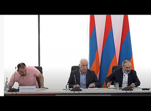 Փաշինյանն ու  Խաչատուրյանը Դիլիջանում մասնակցում են ՀՀ վարչապետին կից տնտեսական քաղաքականության խորհրդի նիստին