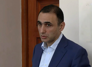 Ռեպրեսիվ բուրգը ճաքեր է տալիս, արդյունքում ինձ հաջողվեց կարճատև ազատության դուրս գալ․Ա․Չալաբյան