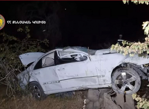 «Կորեայի ձոր»-ի մոտ մեքենան կողաշրջվելով՝ ընկել ձորը․ կան զոհեր․ ՔԿ