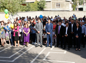 Սեպտեմբերի 1-ին Երևանում համայնքային կրթօջախներն իրենց դռները բացեցին շուրջ 12000 առաջին դասարանցիների առջև