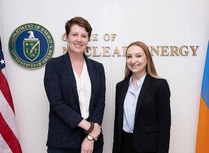 Լիլիթ Մակունցը հանդիպել է ԱՄՆ Միջուկային Էներգիայի քարտուղարի փոխտեղակալ Քեթըրին Հաֆֆի հետ