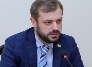 ԱԺ ֆինանսավարկային եւ բյուջետային հարցերի մշտական հանձնաժողովի հերթական նիստը․ ՈՒՂԻՂ