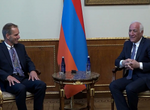 Նախագահ Վահագն Խաչատուրյանն ընդունել է IBM ընկերության փոխնախագահ, դոկտոր Լեոն Սթոկին