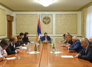 Արայիկ Հարությունյանը հասարակական հատվածի հետ քննարկել է հանրային խորհրդի ստեղծման նախագիծը