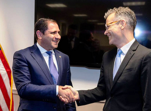 Սուրեն Պապիկյանը հանդիպել է ԱՄՆ պաշտպանության քարտուղարի քաղաքականության հարցերով տեղակալի հետ