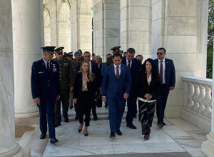 Սուրեն Պապիկյանն այցելել է Վիրջինիա նահանգում գտնվող Արլինգտոն զինվորական պանթեոն