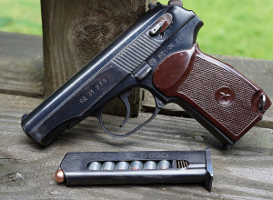 Անզգուշաբար կրակելով՝ իրեն ու տատին վնասվածք պատճառելու դեպքով քրեական վարույթ է սկսվել