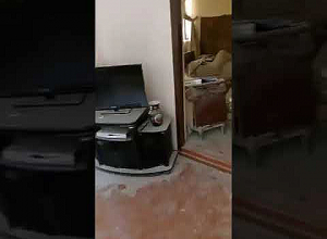 Սյունիքի մարզի Վերիշեն գյուղի խաղաղ բնակչի տունն է, որ ավերվել է  ադրբեջանական հարձակման հետևանքով