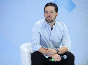 Демократия находится под атакой со стороны Азербайджана: Алексис Оганян