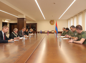 Սուրեն Պապիկյանն ընդունել է Հարավային Կովկասի և Վրաստանի ճգնաժամի հարցերով ԵՄ հատուկ ներկայացուցչին
