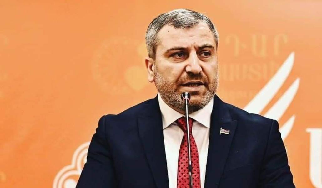 Նորայր Նորիկյան