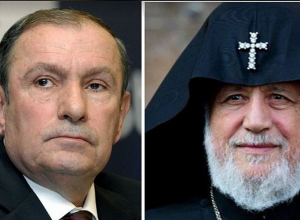 Լևոն Տեր-Պետրոսյանն իր առանձնատանը հանդիպել է Ամենայն Հայոց Կաթողիկոսին