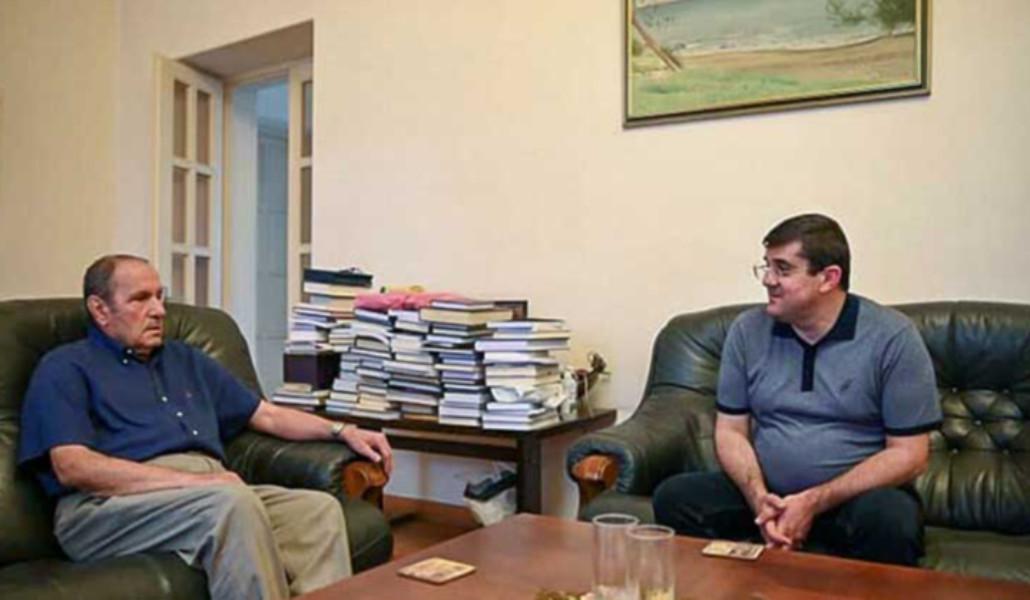 levon-ter-petrosyan-arayik-harutyunyan