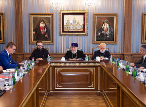 Հայ ժողովուրդն ունի տարածքային ու մարդկային կորուստներ և մինչ օրս Ադրբեջանում պահվող գերիներ․ Կաթողիկոսը՝ Հայաստան-Բելգիա բարեկամական խմբին