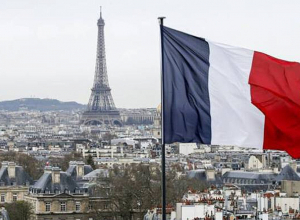 Франция призывает своих граждан воздержаться от поездок в некоторые районы РА