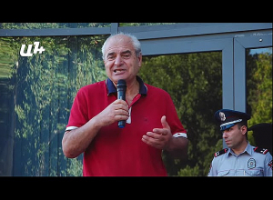 Քանի դեռ ՀԱՊԿ անդամ ենք, մենք վտանգված ենք․ Ազատ Արշակյան