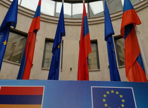 Մենք այսօր հայերի հետ սգում ենք 2020 թ․ սեպտեմբերի 27-ին և դրանից հետո զոհվածների հիշատակը. ՀՀ-ում ԵՄ պատվիրակություն