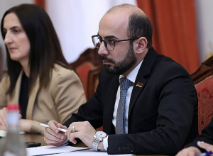 Մեր ժողովրդավար գործընկերներից ակնկալում ենք ժողովրդավարության պաշտպանությանն ուղղված օժանդակություն. Արթուր Հովհաննիսյան