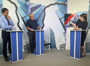 Այս երկու տիպի ընդդիմությունները մեկը մյուսին դիտում են որպես պրոբլեմ եւ թշնամի.«Առերեսում»