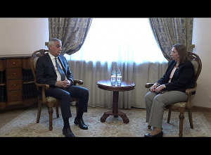 Мгер Григорян принял Ли Трейси