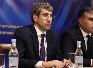 Գրիգոր Մինասյանը ՀԿԱԾ աշխատակիցներին է ներկայացրել ծառայության նոր մոդելը