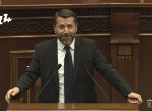 Если меня выберут, я не буду перед вами в долгу и не буду сверять с вами свои решения:  Андреасян - ГД