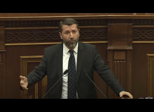 Համոզեք ձեր գործընկերներին դիմում գրեն և հեռանան․ Անդրեասյան