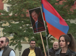 Չեխիայի ԱԳն-ի դիմաց հայ համայնքի ակցիան ադրբեջանական ագրեսիայի հետ կապված