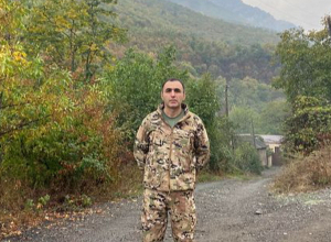 Մի խաբվեք այսօրվա անդորրով, գայլերի լկտի ժպիտը և ոչխարների հեզ մկկոցը Պրահայում ոչ մի լավ բան չի խոստանում. Չալաբյան