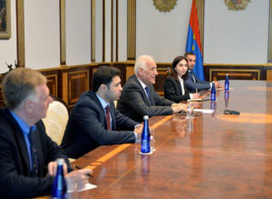 Դուք միշտ եղել եք պետության կողքին, անկախ նրանից թե ինչ իշխանություն է եղել․ Խաչատուրյանը՝  Ամերիկայի հայկական համագումարի տնօրենին