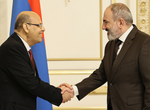 Վարչապետը հրաժեշտի հանդիպում է ունեցել Հայաստանում Եգիպտոսի դեսպանի հետ