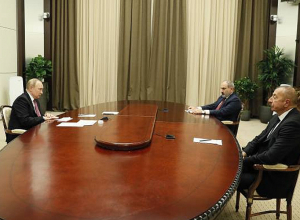 Պուտինը Փաշինյանին և Ալիևին հրավիրել է Ռուսաստան՝ եռակողմ հանդիպման