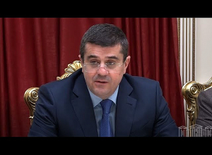 Ալեն Սիմոնյանը հյուրընկալել է Արայիկ Հարությունյանին