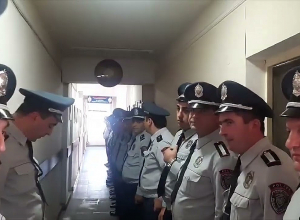 Շարային ստուգատեսներ ոստիկանության տարածքային բաժիններում