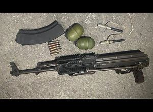 Ապօրինի հրազենների կամավոր հանձնումներ Երևան քաղաքի վարչության տարածքային բաժիններում