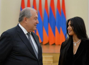 Չորրորդ նախագահ Արմեն Սարգսյանը շնորհավորել է Քիմ Քարդաշյանին ծննդյան օրվա առթիվ