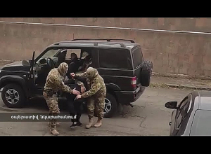 Ապօրինի հրազեններ առանձնատանը․ 3 անձ կալանավորվել է